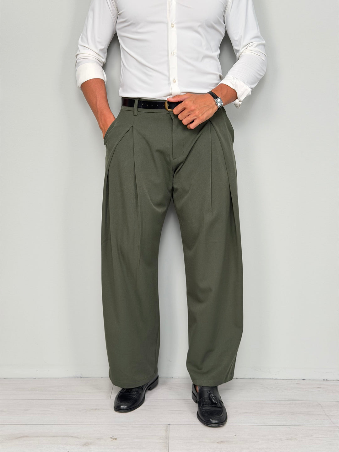 PANTALONS CLUB À JAMBES AMPLIES - POCHETTE ARRIÈRE