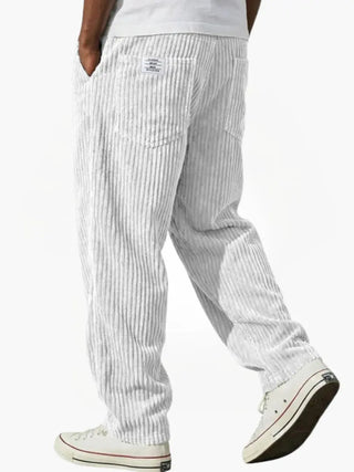 Pantalon confortable au style intemporel