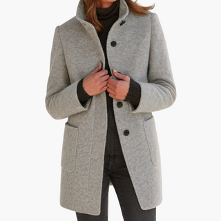 Manteau pour femmes - Coupe élégante et boutons classiques