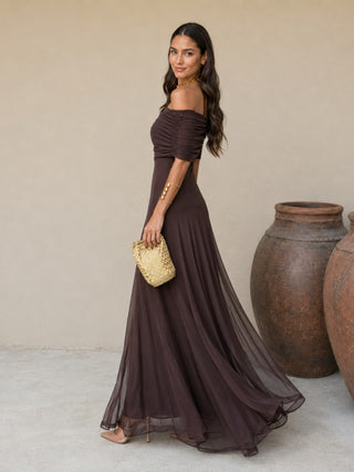 Robe Toledo en couleur marron