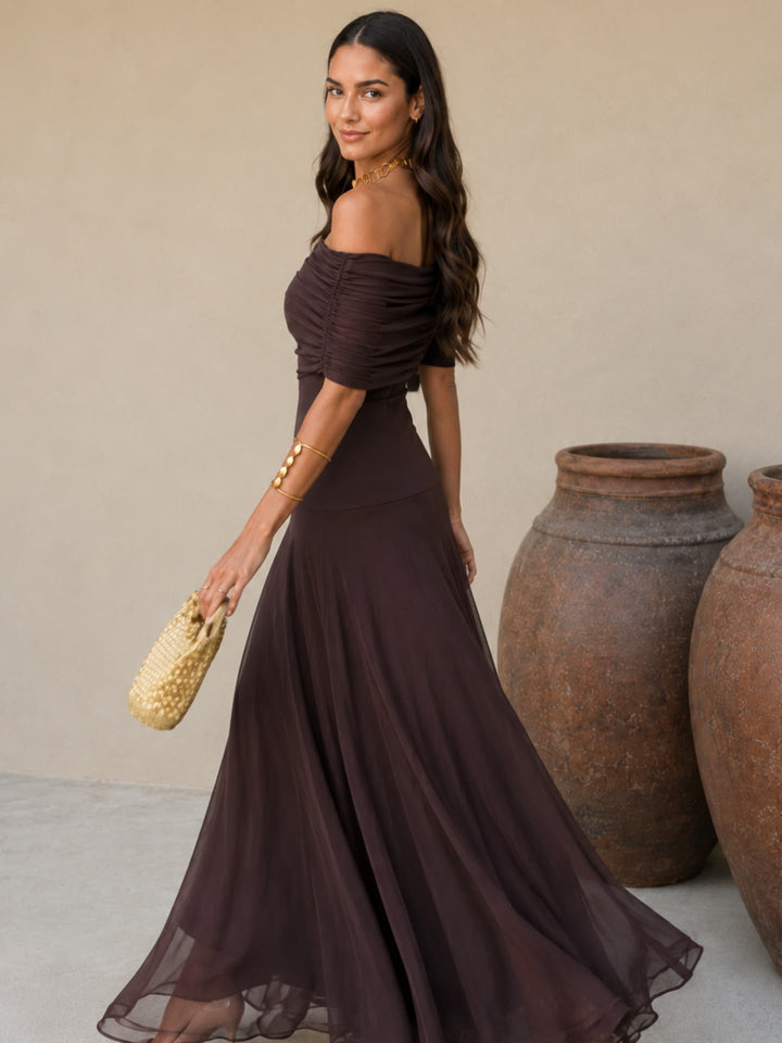 Robe Toledo en couleur marron